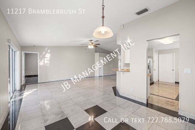 Building Photo - 11217 Bramblebrush St