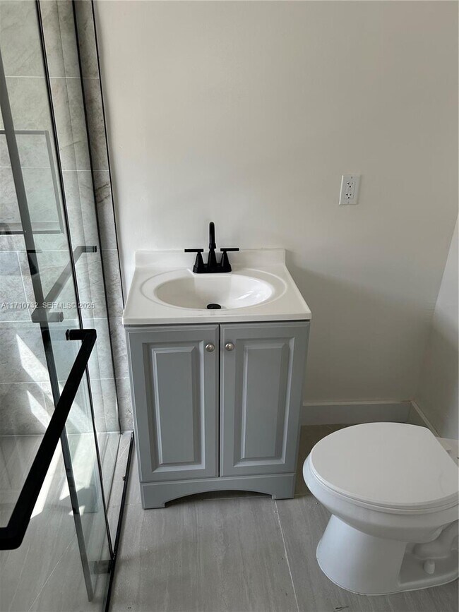 Building Photo - 3529 NW 34th St