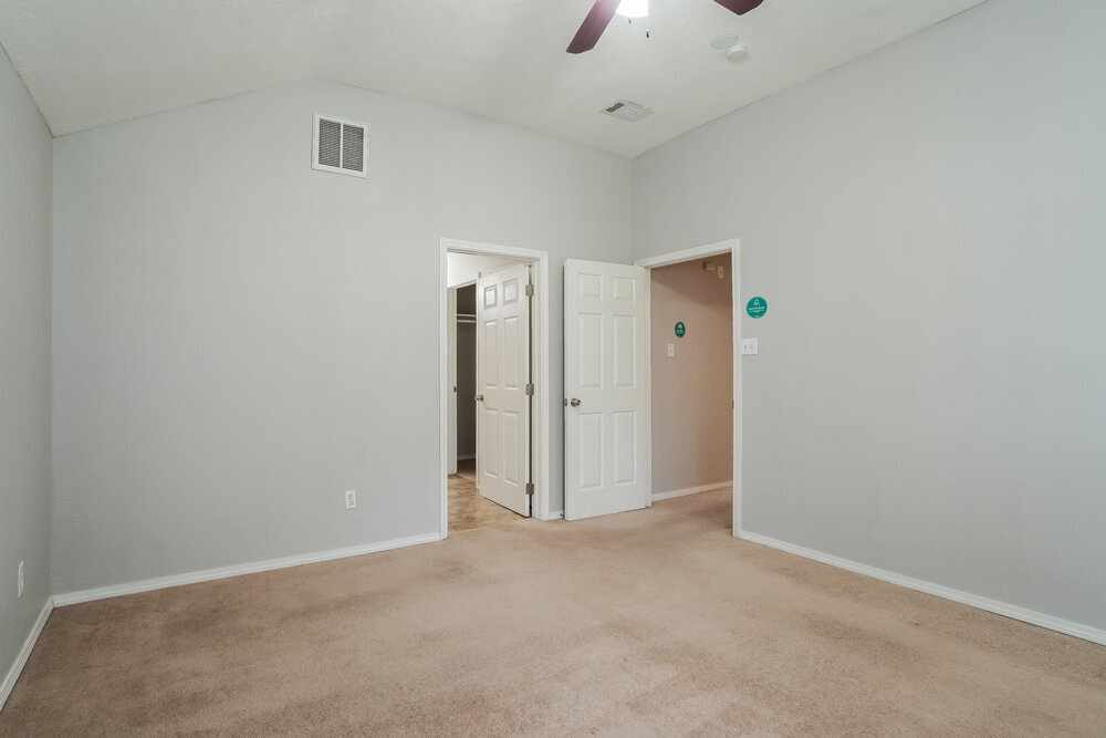 Building Photo - 15154 Elstree Dr
