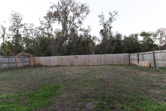 Building Photo - 4610 N Country Hills Ct