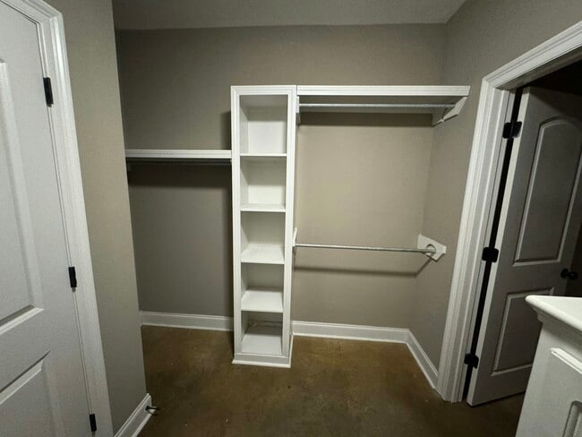 Building Photo - 509 Carrington Dr