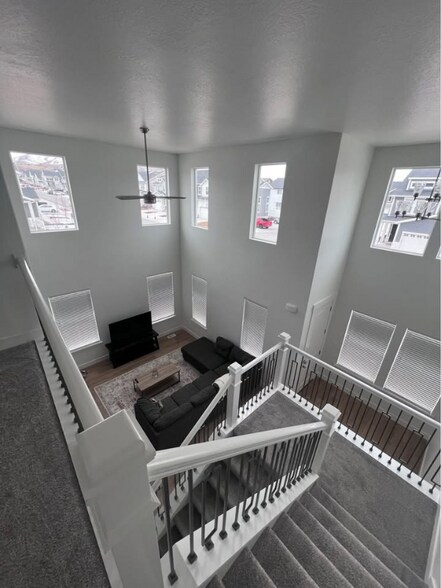 Building Photo - 3695 Big Horn Dr