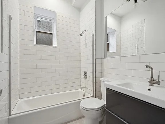 Building Photo - 446 N Aberdeen St