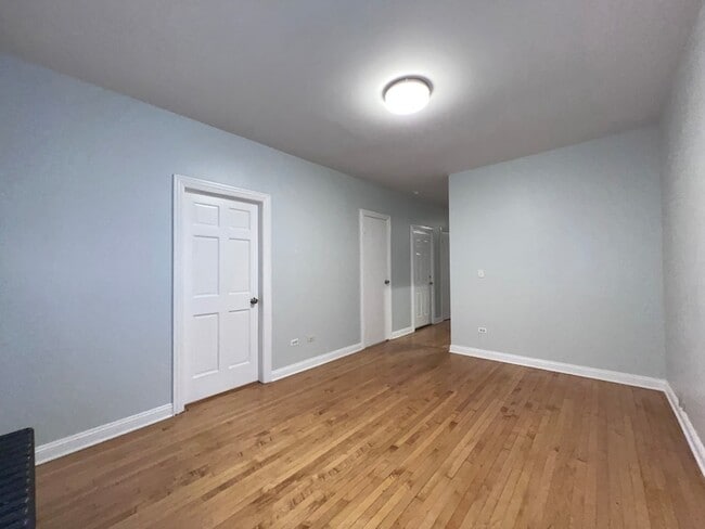 Building Photo - 4815 S Elizabeth St