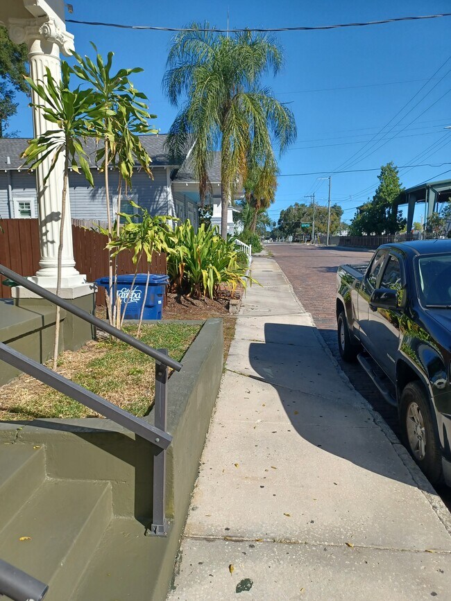 Building Photo - 2508 N Avenida Republica de Cuba