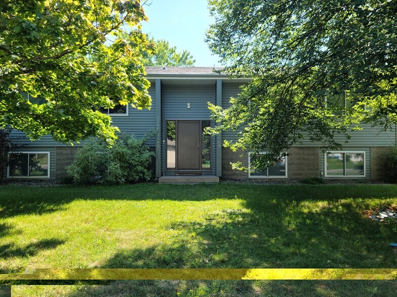 Building Photo - 2540 Ruth Street