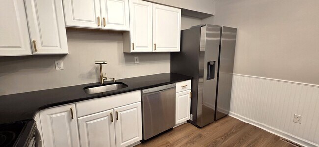 Building Photo - 620 Jaeger Ct