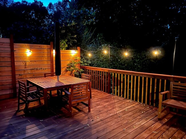 Building Photo - 2/2 Home for Rent Just 5 Minutes from Downtown Greenville!