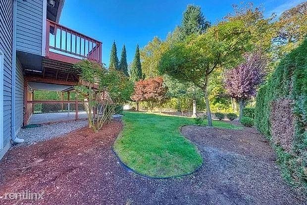 Building Photo - 3 br, 3 bath House - 22447 15th Ave S