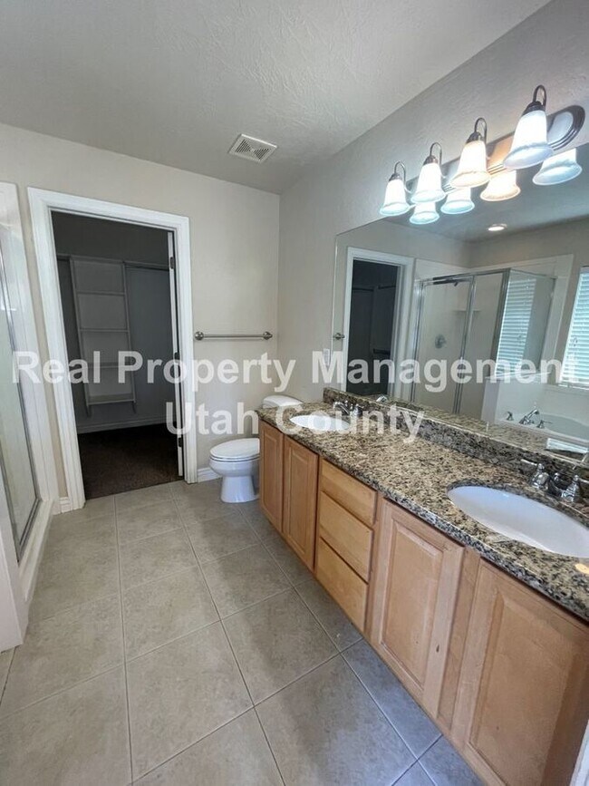 Building Photo - 2861 Fox Hunters Loop
