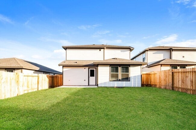 Building Photo - 24730 Linaria Dr