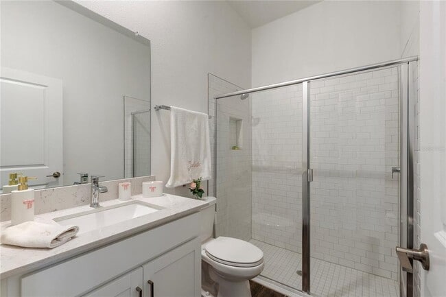 Building Photo - 8692 Little Bluestem Dr