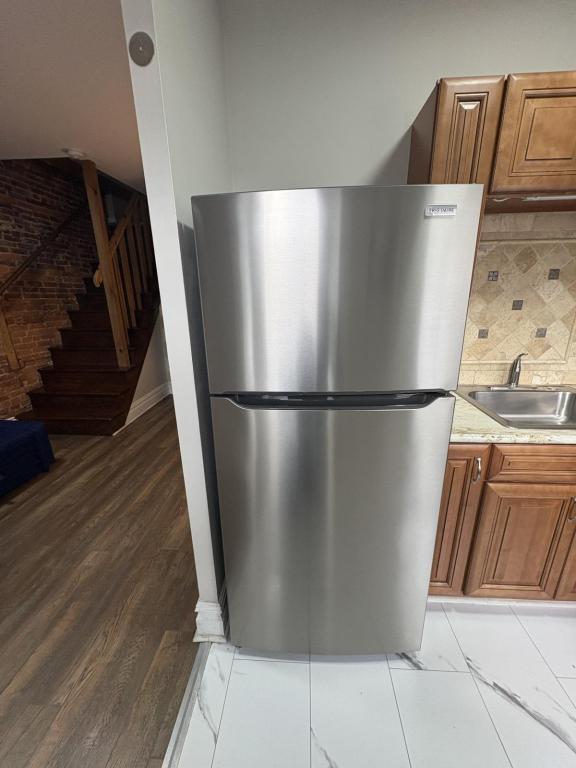 Building Photo - 1025 W Turner St