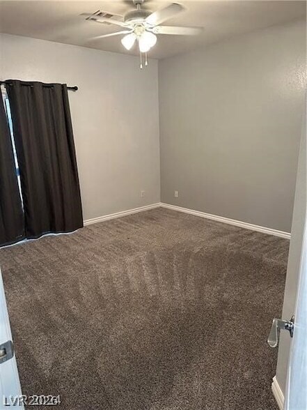 Building Photo - 2805 Alma Lidia Ave