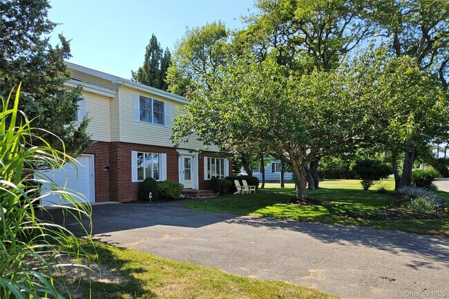 Building Photo - 3650 Bay Shore Rd