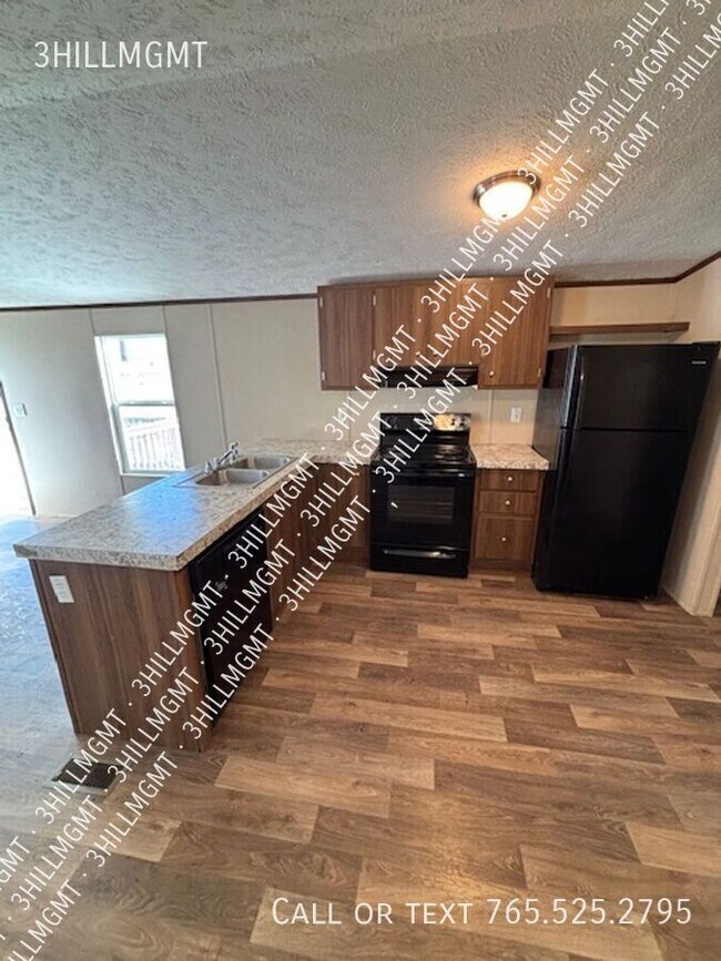 Building Photo - 5600 W Kilgore Ave