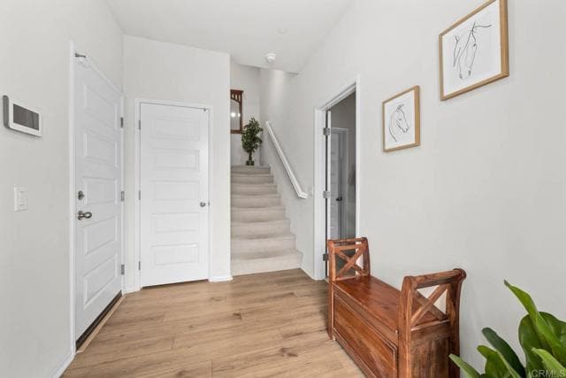 Building Photo - 40521 Melrose Dr