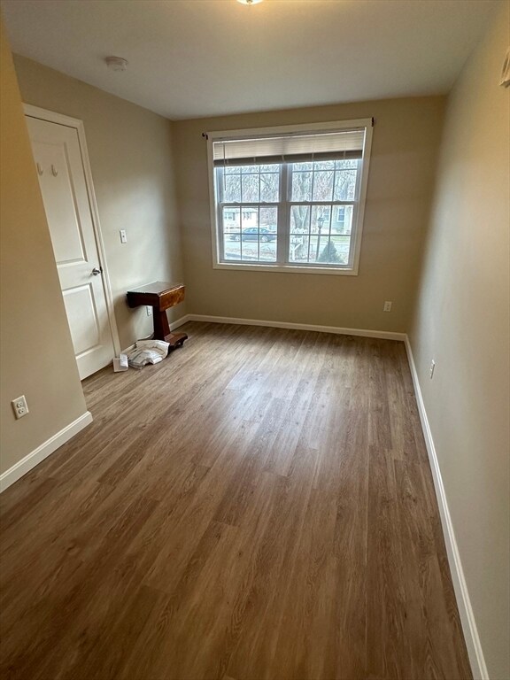 Building Photo - 54 Longmeadow Rd