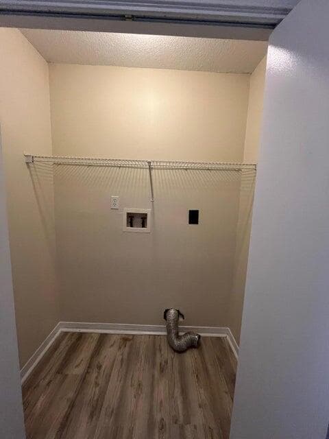 Building Photo - 606 Virginia Oak Ct