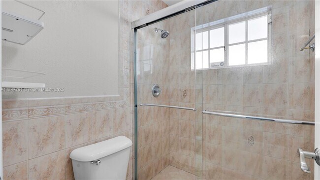 Building Photo - 2860 W 80th St