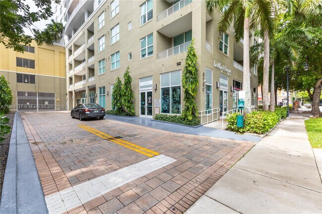 Building Photo - 3180 SW 22nd St