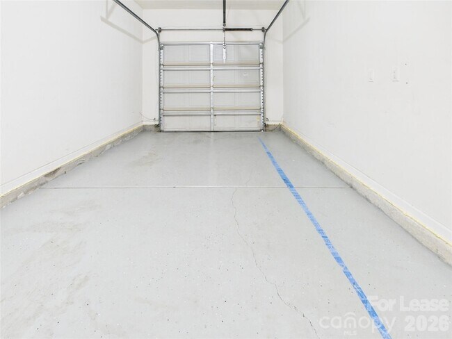 Building Photo - 5690 Stafford Rd