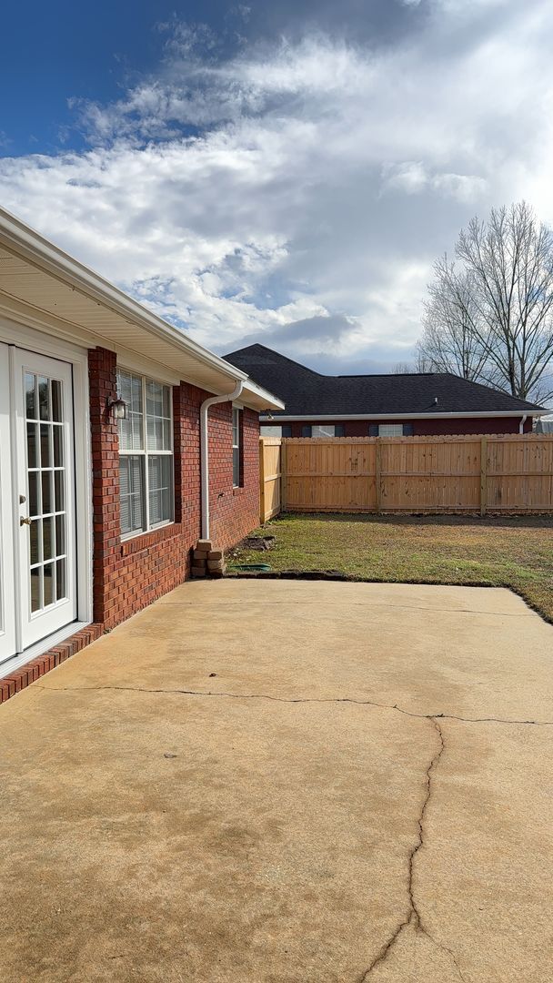 Building Photo - 117 Britt Dr