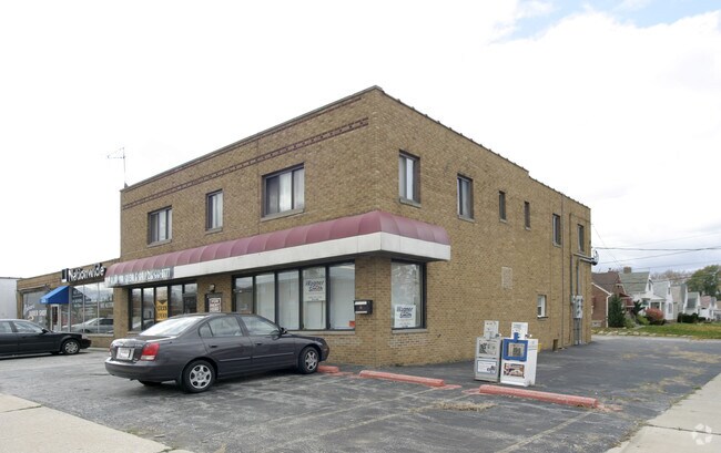 Building Photo - 4320-4322 Ridge Rd