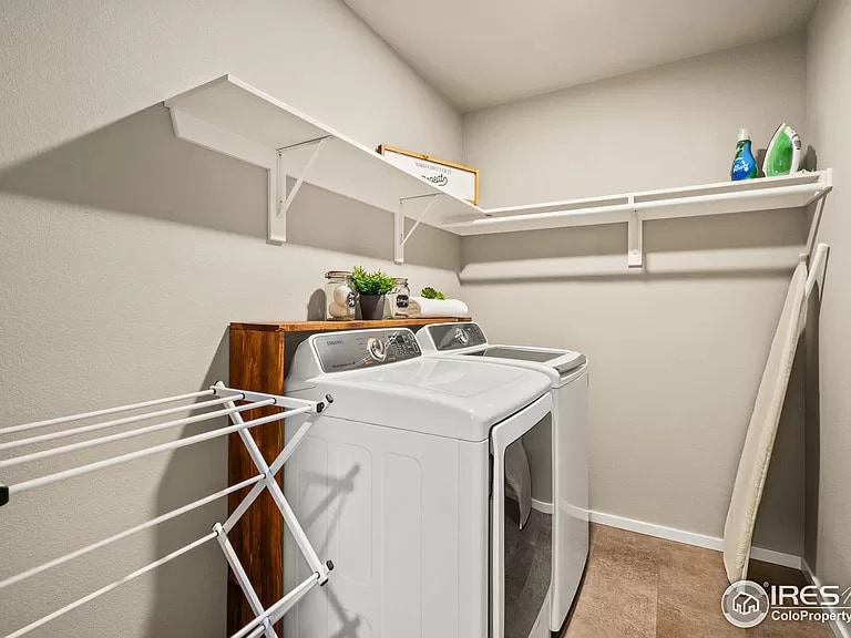 Building Photo - 3682 Ronald Reagan Ave