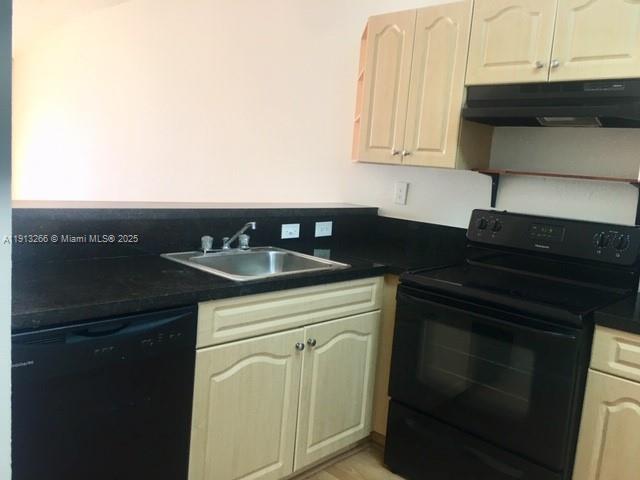 Building Photo - 9925 Nob Hill Pl