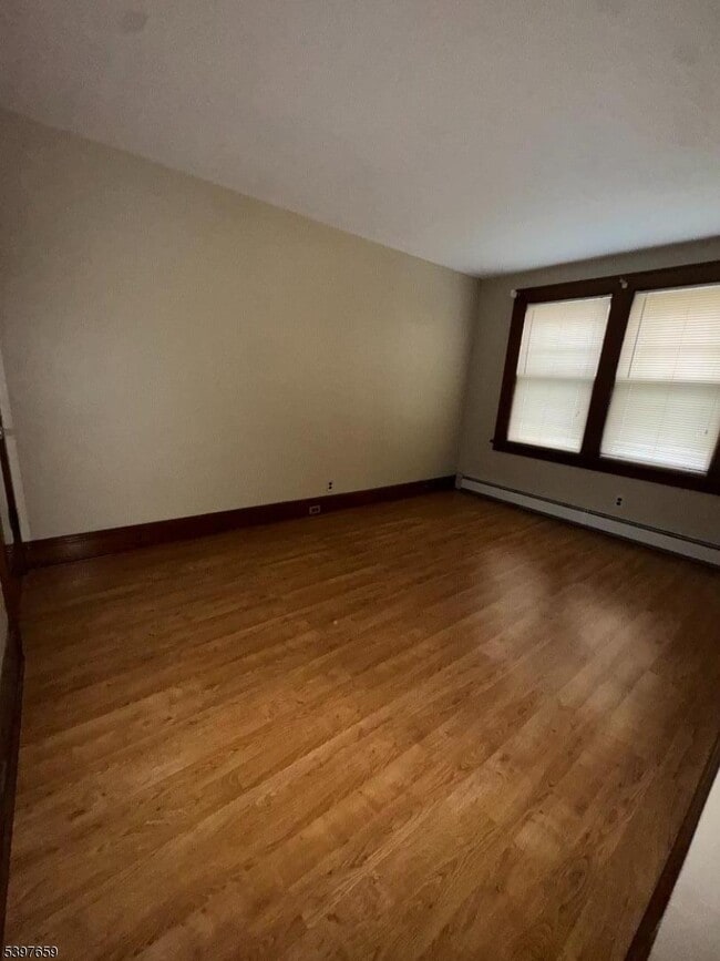 Building Photo - 124 Colfax Ave