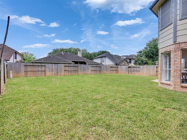 Building Photo - 246 Cedar Elm Ln