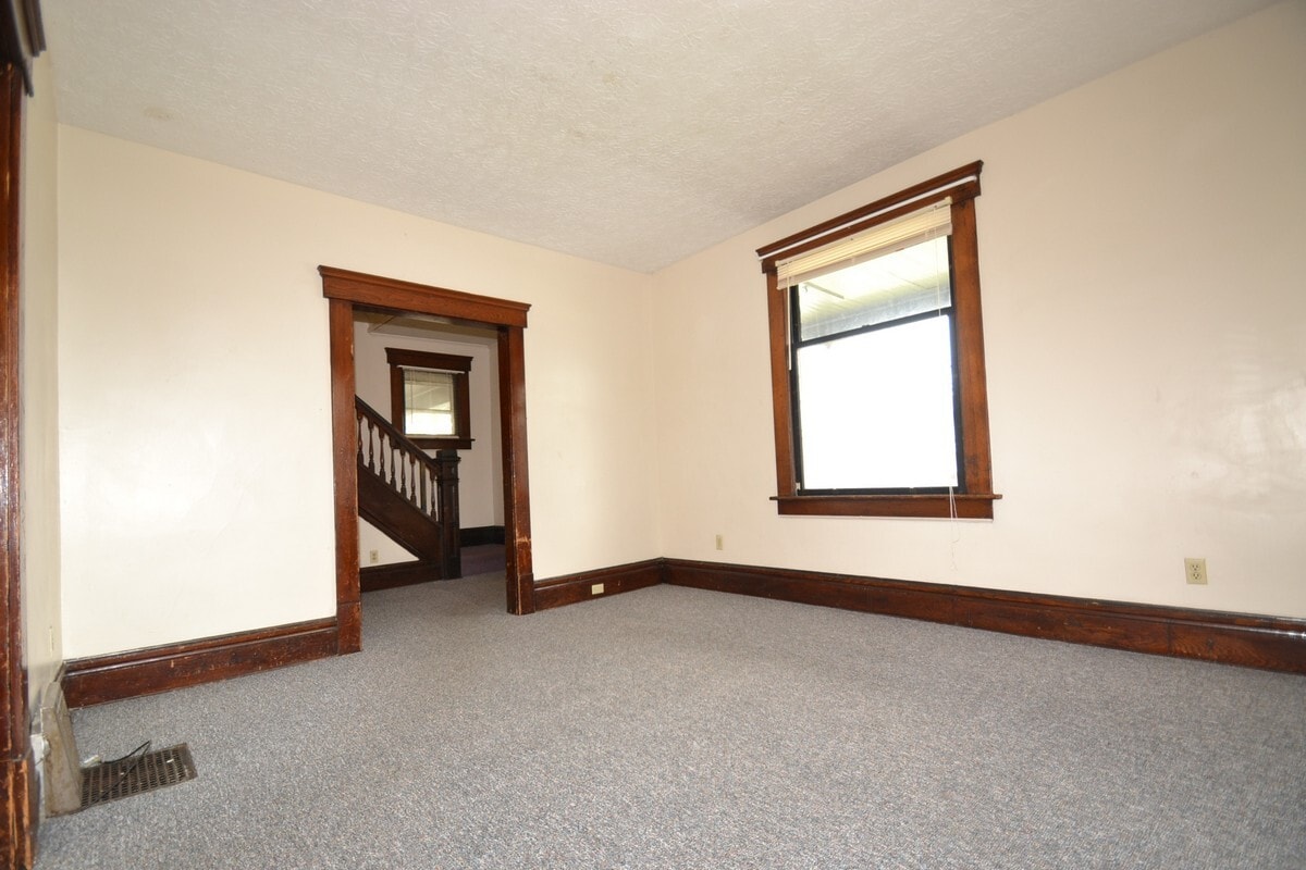 Building Photo - 537 Carroll St