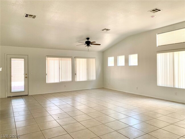 Building Photo - 3821 Bombastic Ct