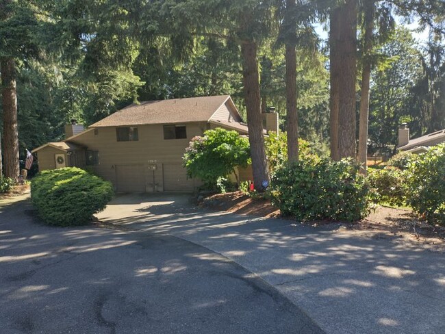 Building Photo - 17213 Gravenstein Rd