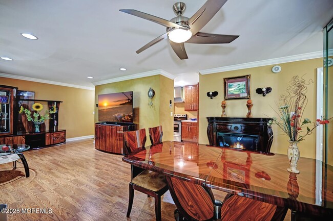 Building Photo - 236 Medford Ct