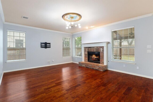 Building Photo - 15224 Calaveras Dr