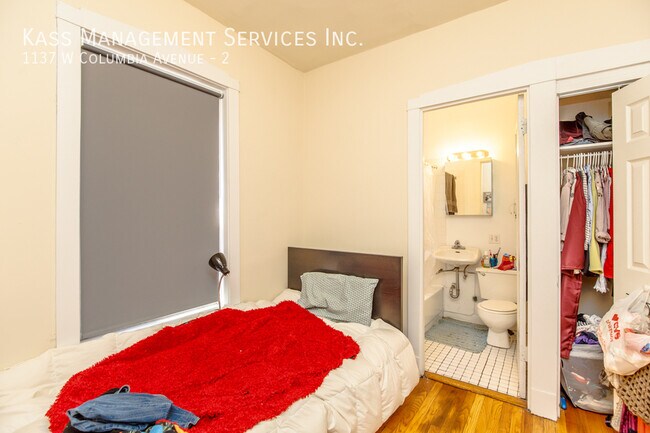 Building Photo - 1137 W Columbia Ave