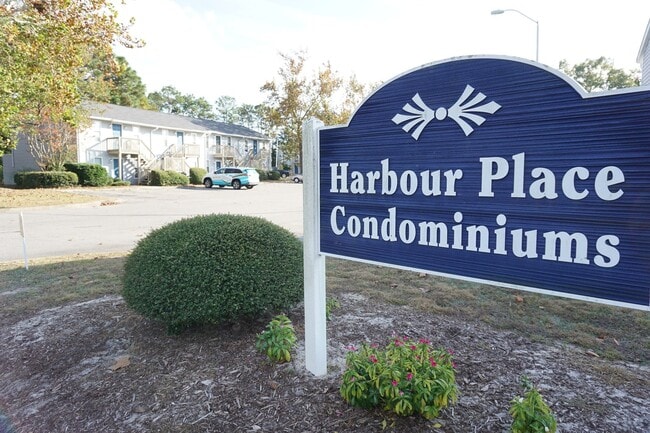 Building Photo - 2505 Flint Dr