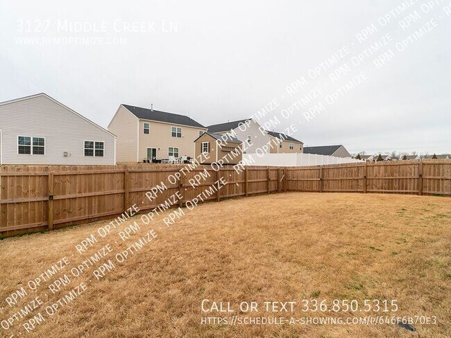 Building Photo - 3127 Middle Creek Ln