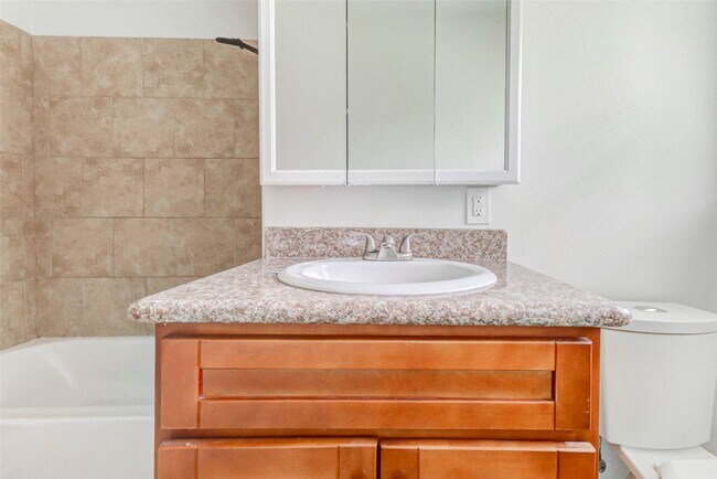 Building Photo - 230 Bizerte St