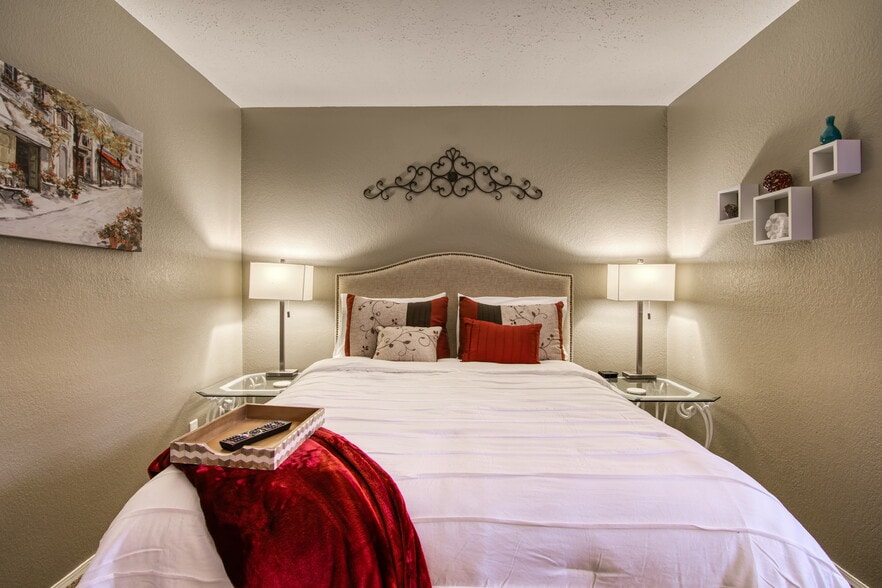 Building Photo - 40 Scenic Ct