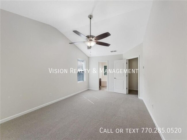 Building Photo - 745 Dot Dr