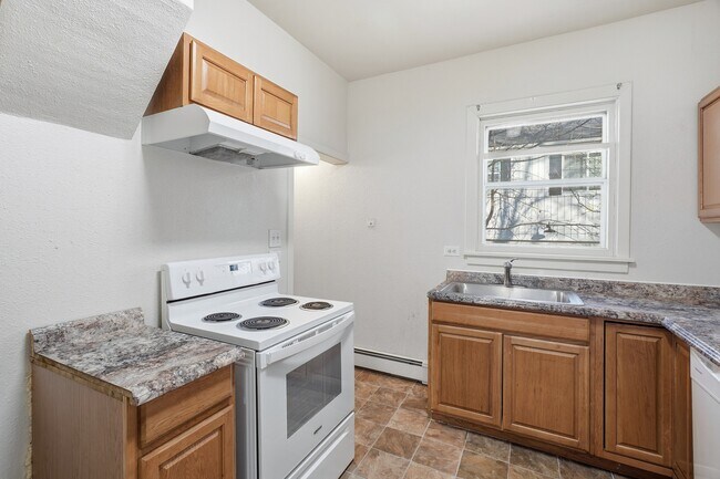 Building Photo - 3027 S Arthur St