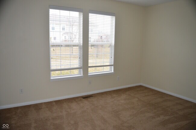 Building Photo - 2582 Wineland Creek Dr
