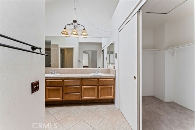 Building Photo - 12 Calle Katrina