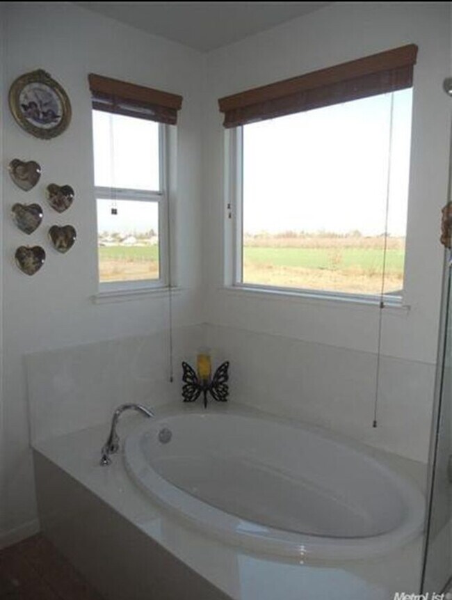 Building Photo - 1500 Winterbrook St