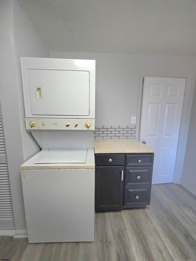 Building Photo - 216 New Jersey Ave