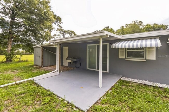 Building Photo - 5390 S Manatee Terrace