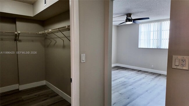 Building Photo - 403 NW 68th Ave